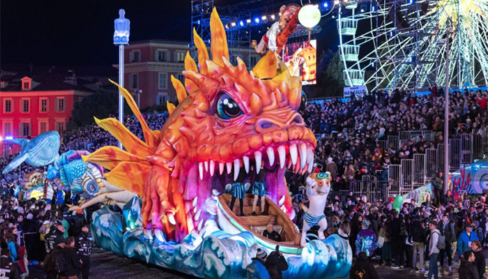O Carnaval também faz parte da cultura francesa.