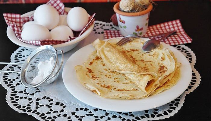 Na Chandeleur, a tradição francesa diz que é para preparar crepes.